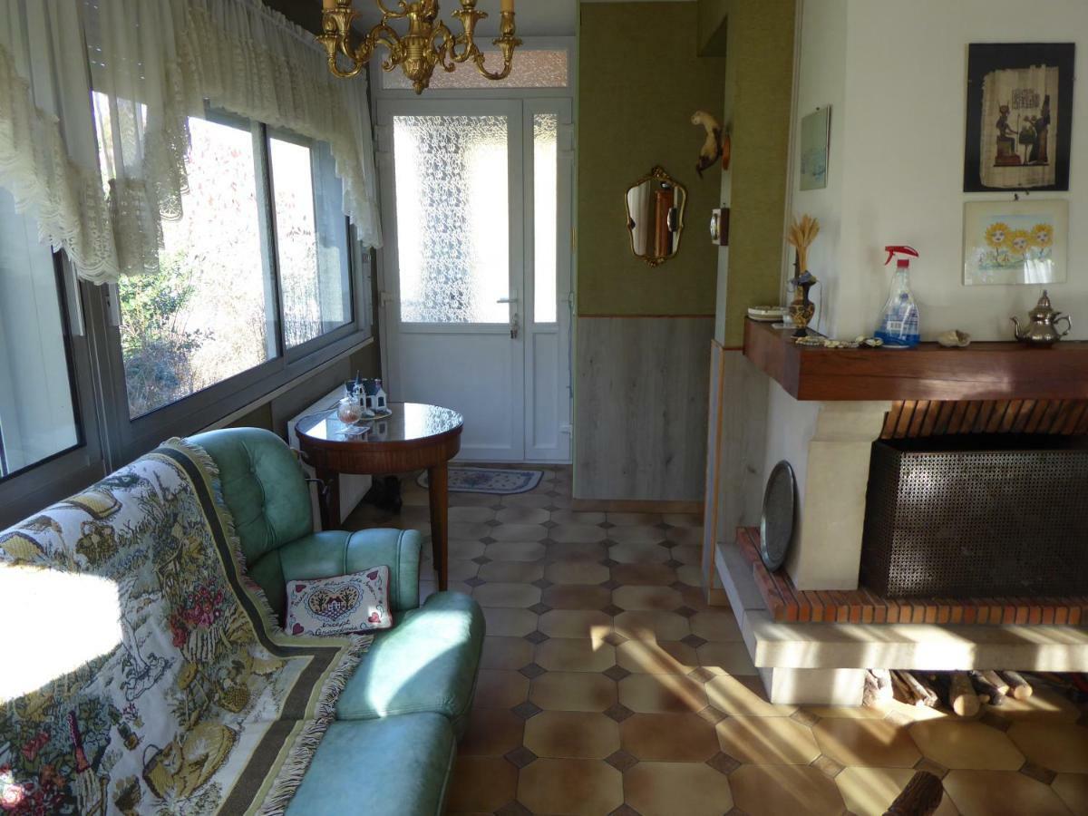 Chez Romy Villa Amilly  Exterior photo