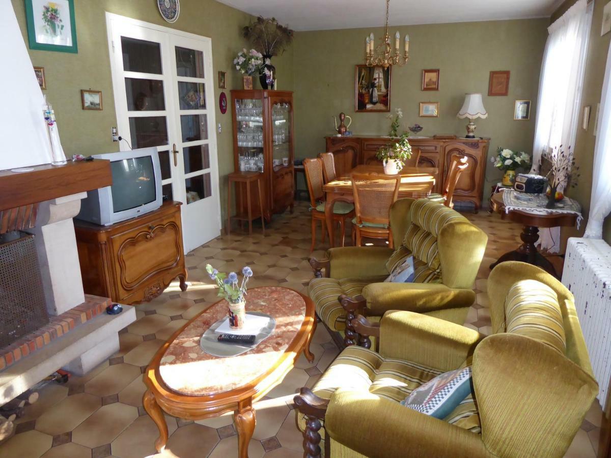 Chez Romy Villa Amilly  Exterior photo